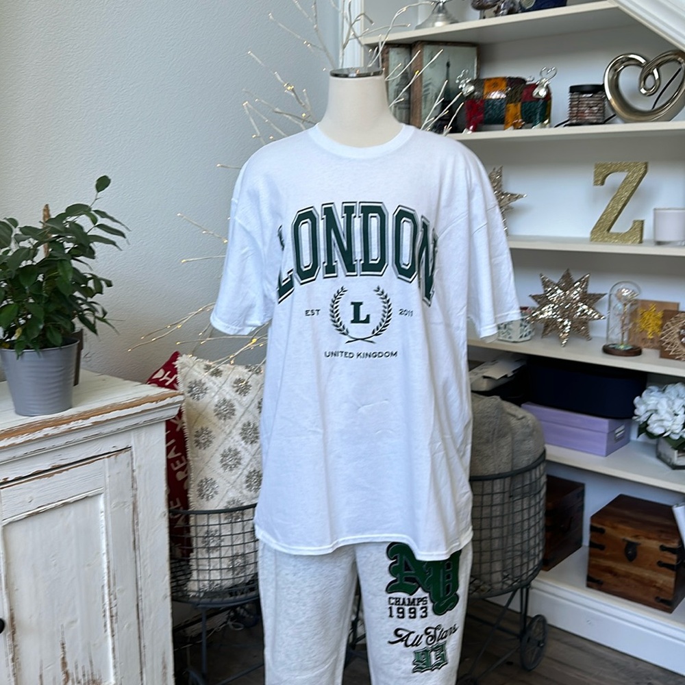 London United Kingdom T-shirt NWT